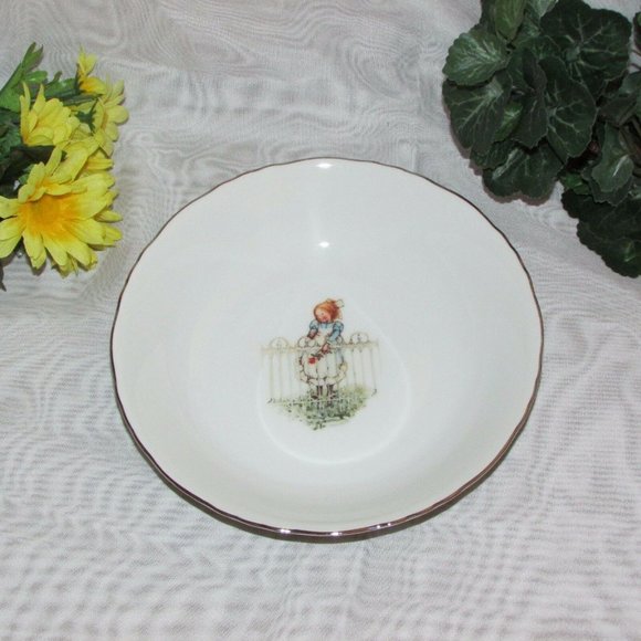 Holly Hobbie Girl With Rose Vintage Limited Edition Porcelain Soup Bowl Dish - Picture 2 of 6